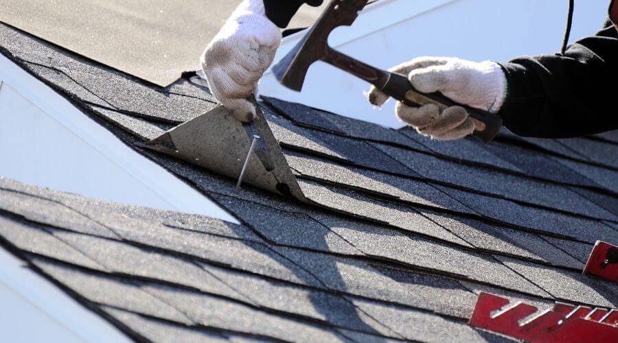 Professional metal roof installation in Oakpark, VA